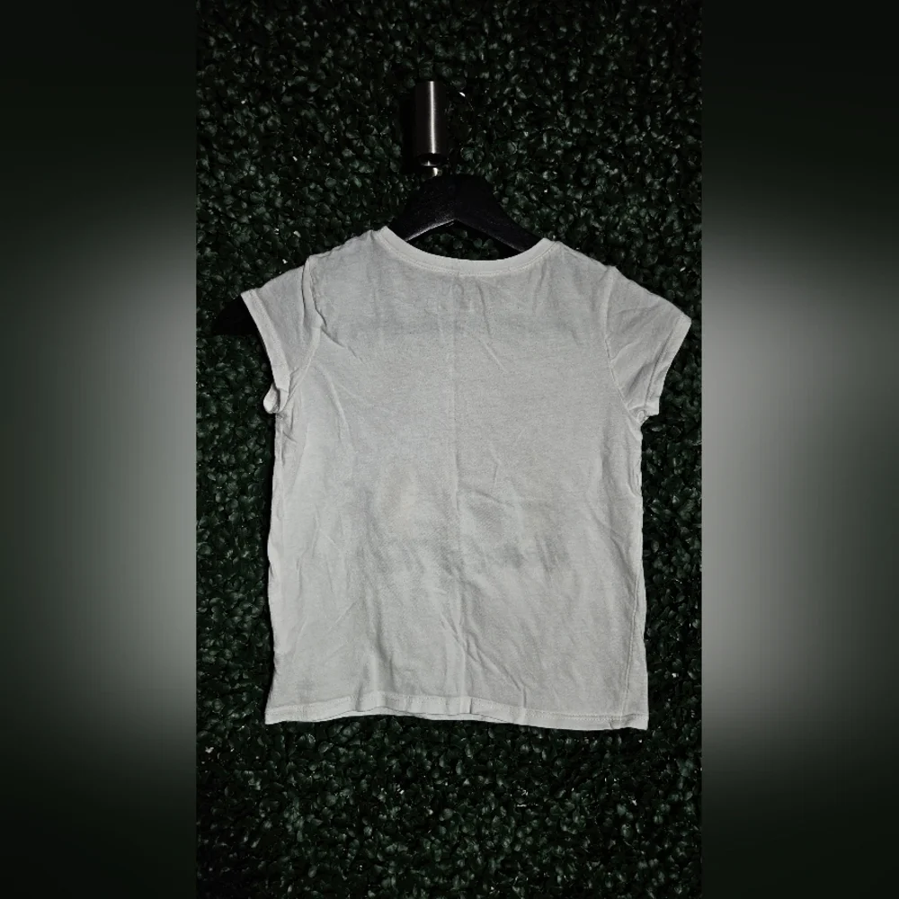 The Children's Place White Short Sleeve Tee Graphic Design